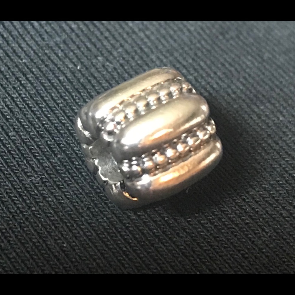 Pandora clip.